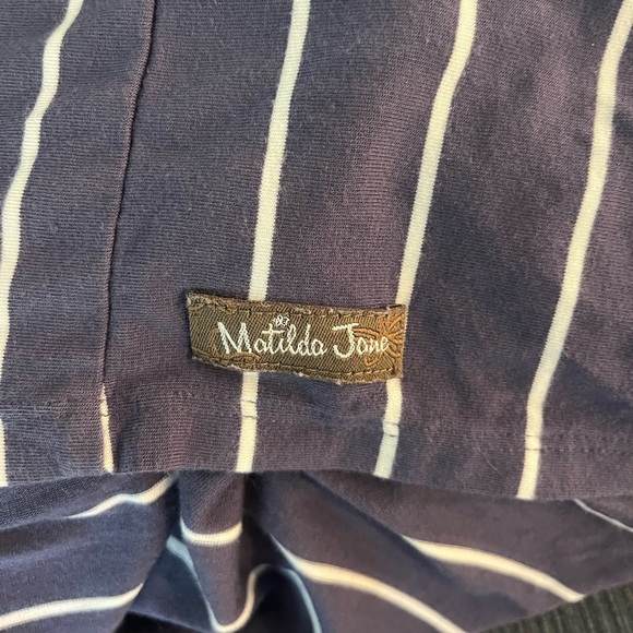 Matilda Jane Wonderment Amazing Day peplum Top Size M muted navy w/ white stripe - Picture 4 of 7